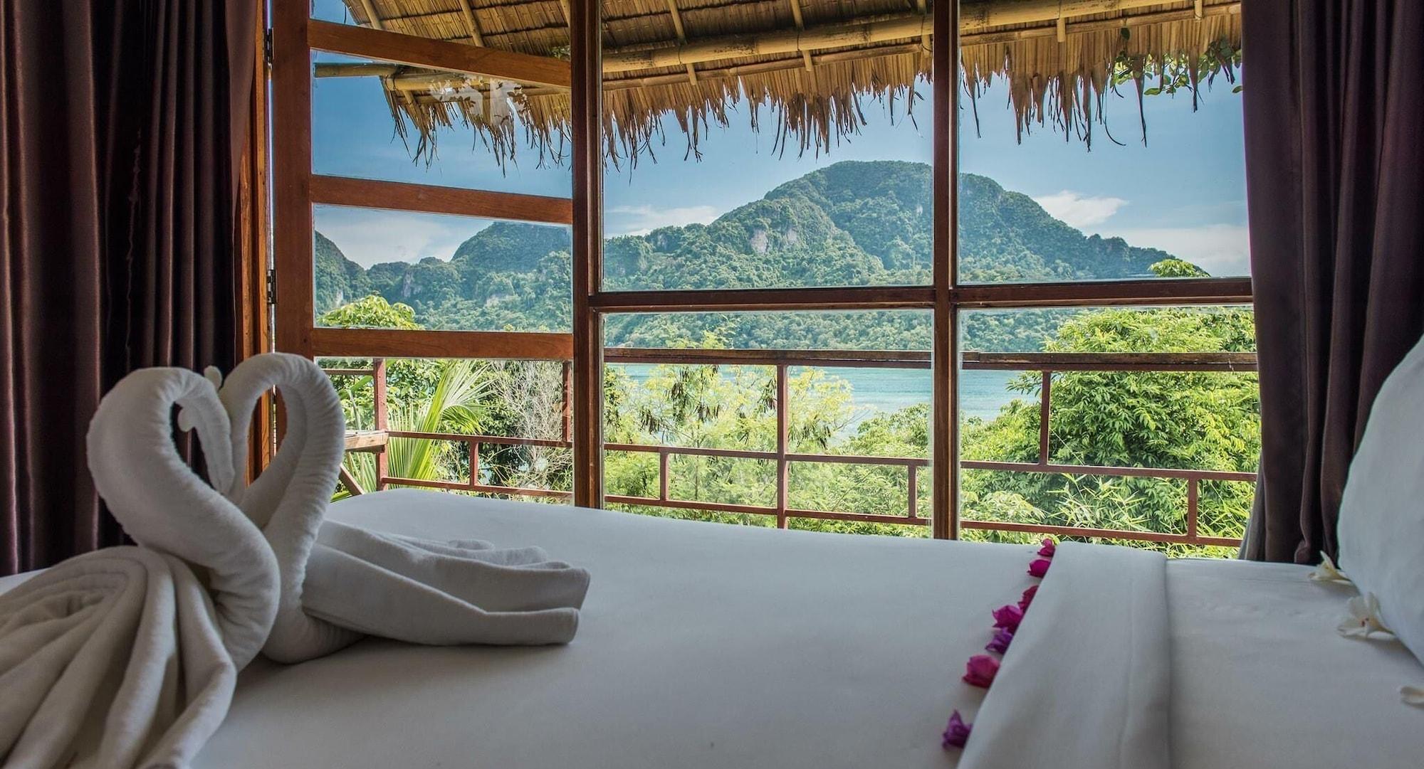 Phi Phi Sea Sky Resort Exterior photo