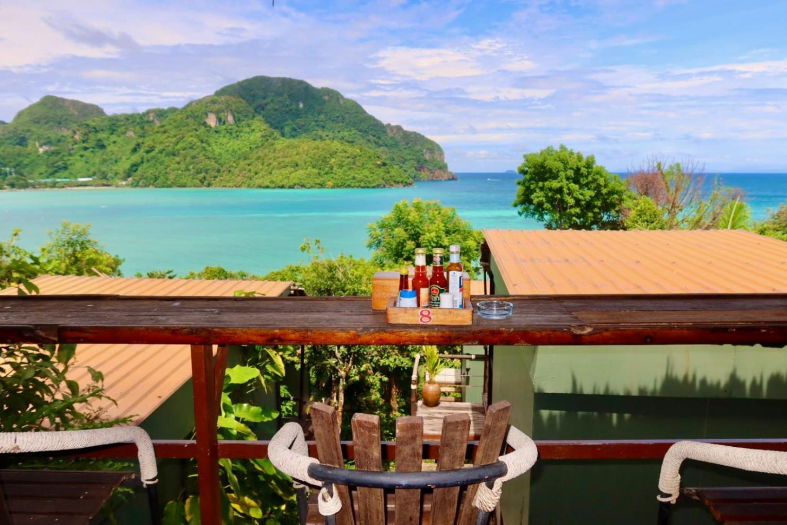 Phi Phi Sea Sky Resort Exterior photo