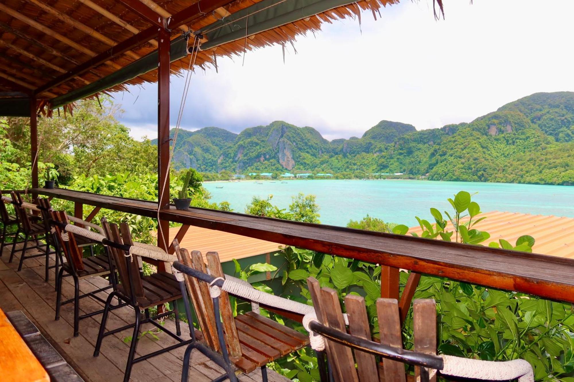 Phi Phi Sea Sky Resort Exterior photo